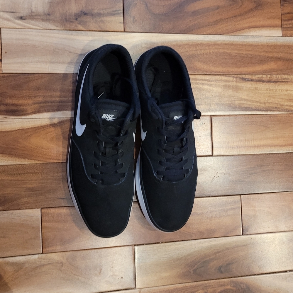 Nike SB men's shoe size 12